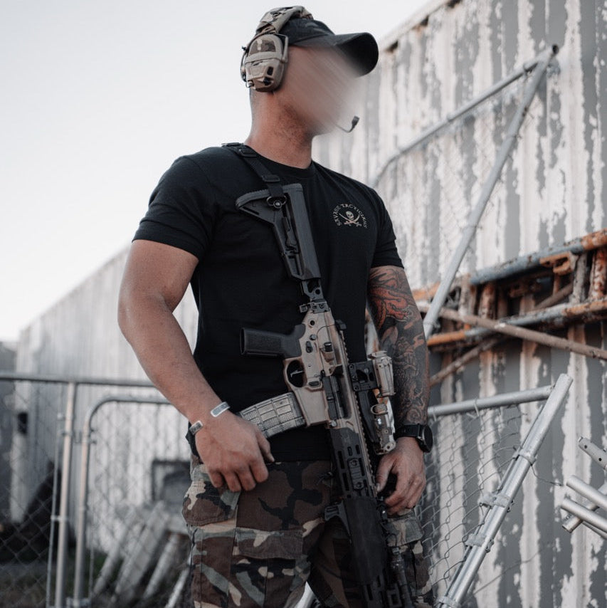 HOIST THE BLACK FLAG TEE