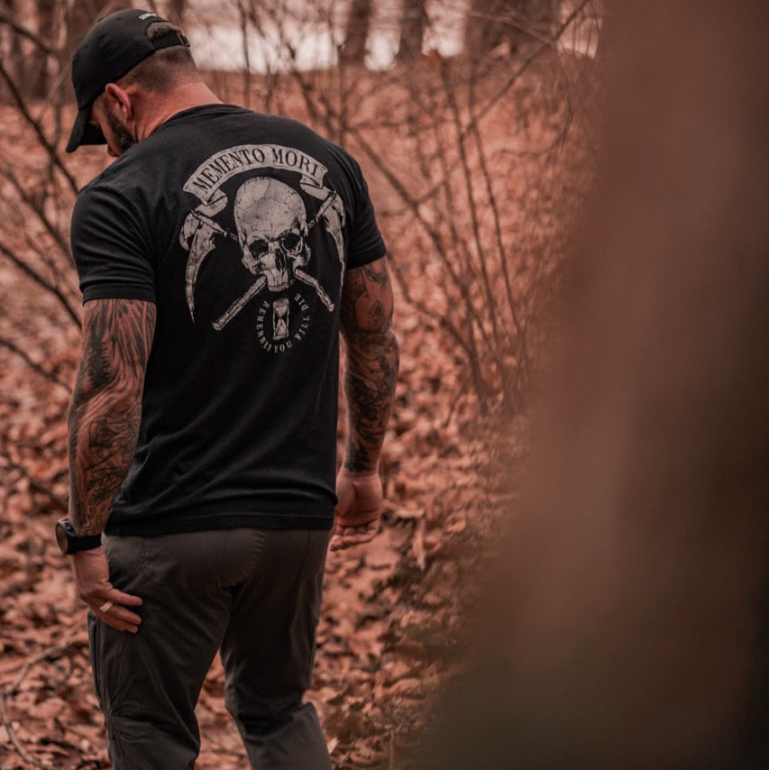 MEMENTO MORI TEE