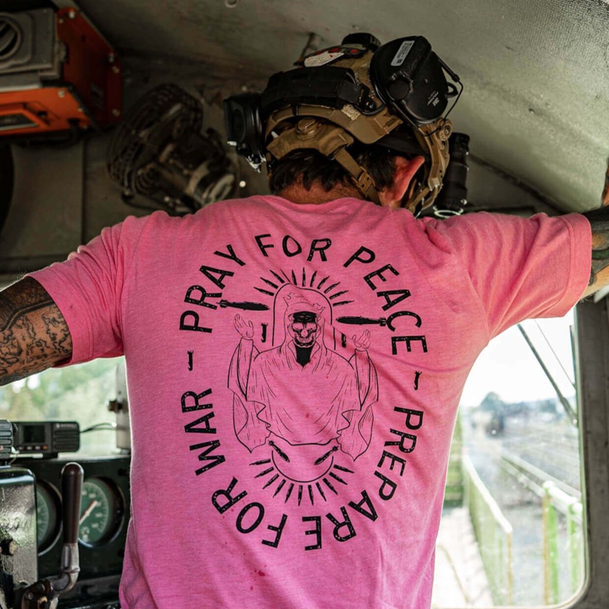 Pray For Peace. Prepare For War. T-Shirt